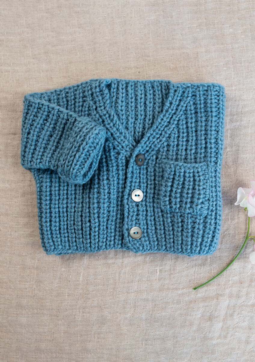 Baby boy cardigan knitting pattern outlet free